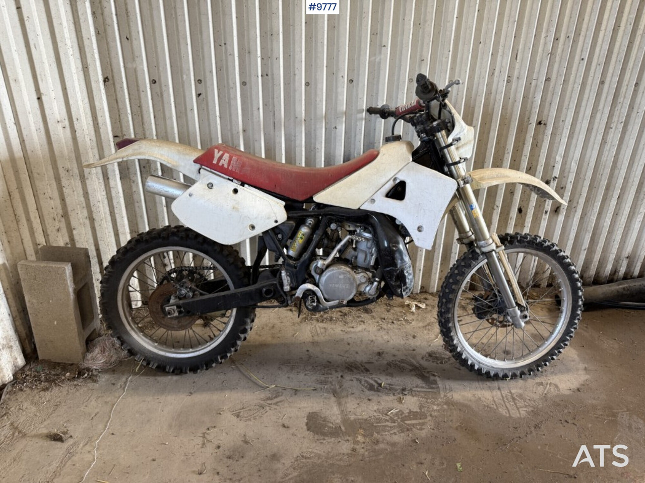 Enduro-tuned Yamaha YZ250 Rep. object - Motocyclette: photos 2 Enduro-tuned Yamaha YZ250 Rep. object - Motocyclette: photos 2
