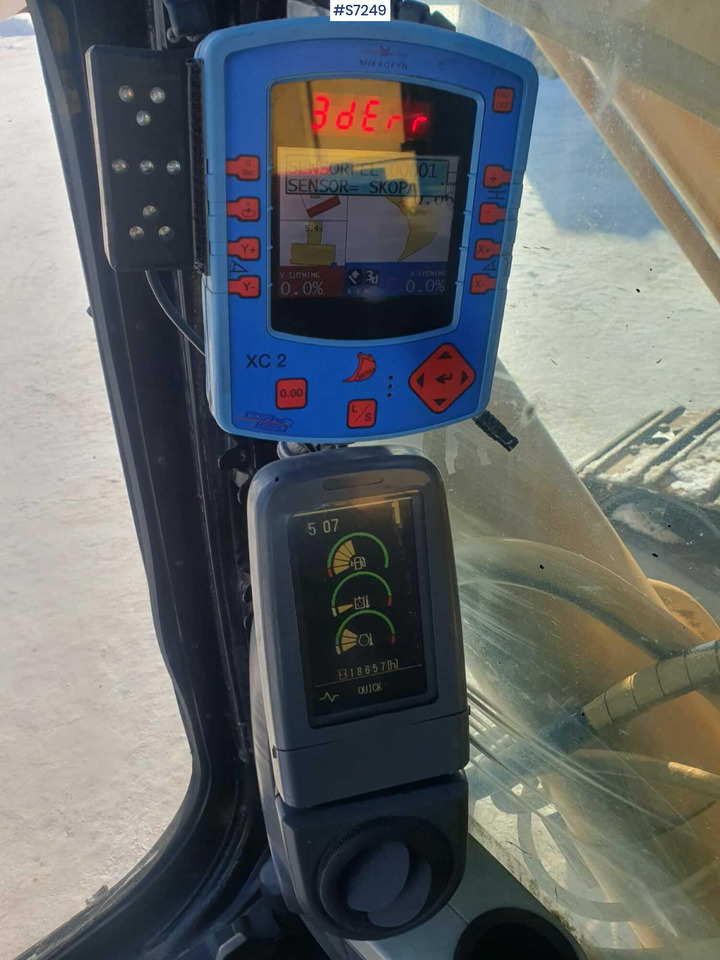 Pelle sur chenille Excavator CAT 365C: photos 10