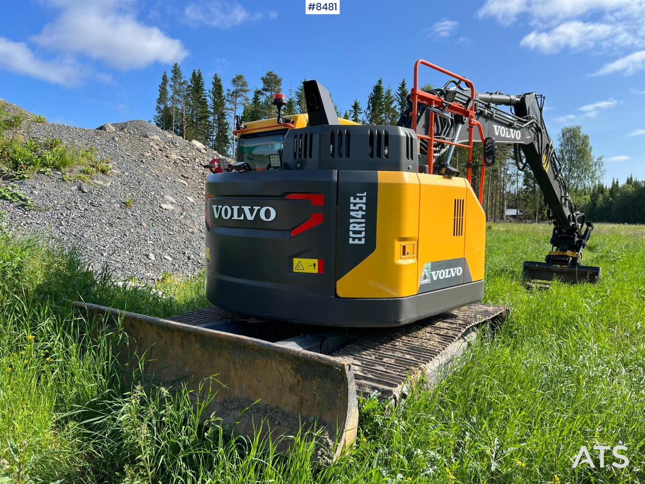 Excavator Volvo ECR145 EL with 1365 h - Pelle sur chenille: photos 4 Excavator Volvo ECR145 EL with 1365 h - Pelle sur chenille: photos 4