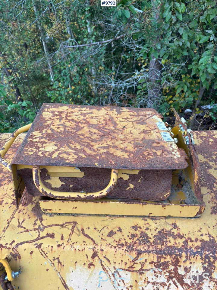 J-O Fherm Dumper Farm Tank 1500 L - Matériel de chantier: photos 4 J-O Fherm Dumper Farm Tank 1500 L - Matériel de chantier: photos 4