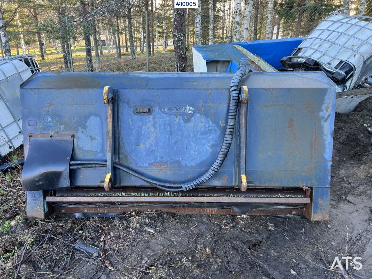 Sand spreader bucket Drivex, Large BM - Epandeur de sable: photos 4 Sand spreader bucket Drivex, Large BM - Epandeur de sable: photos 4