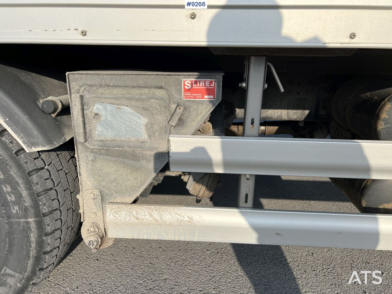 Camion fourgon Scania P280 Van with tailgate lift: photos 17