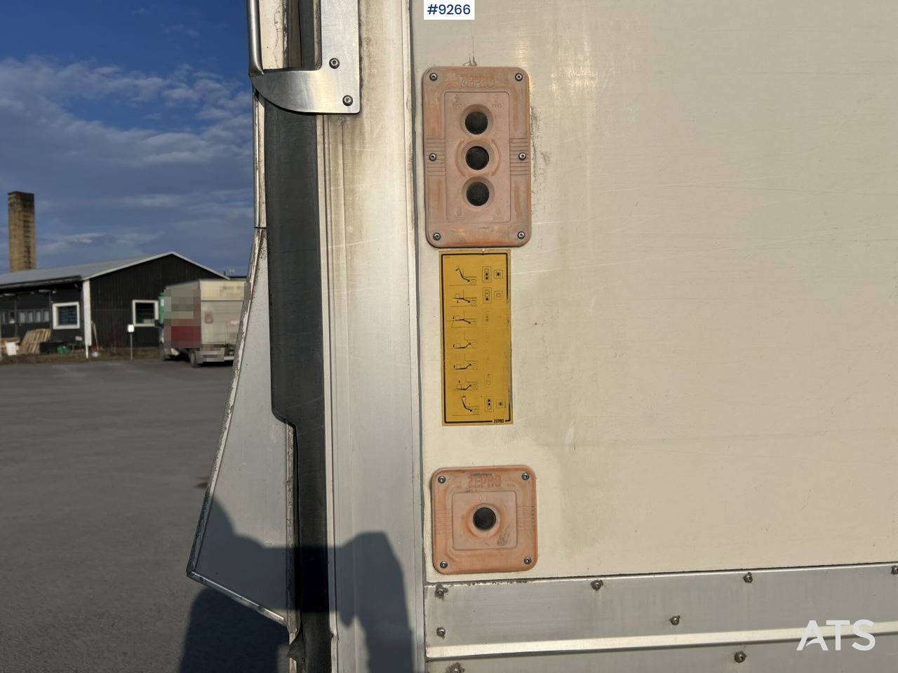 Camion fourgon Scania P280 Van with tailgate lift: photos 20