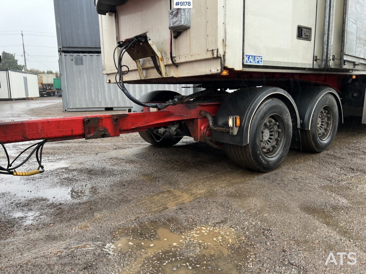 Scania refrigerated truck with trailer double units and dolly - Camion frigorifique: photos 4 Scania refrigerated truck with trailer double units and dolly - Camion frigorifique: photos 4