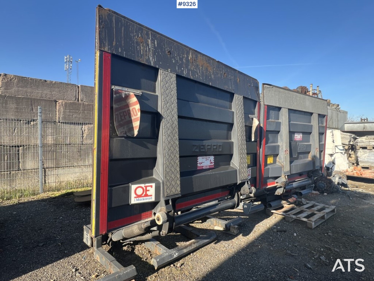 Tail lift Zepro Z2000-175MA - Hayon élévateur: photos 1 Tail lift Zepro Z2000-175MA - Hayon élévateur: photos 1