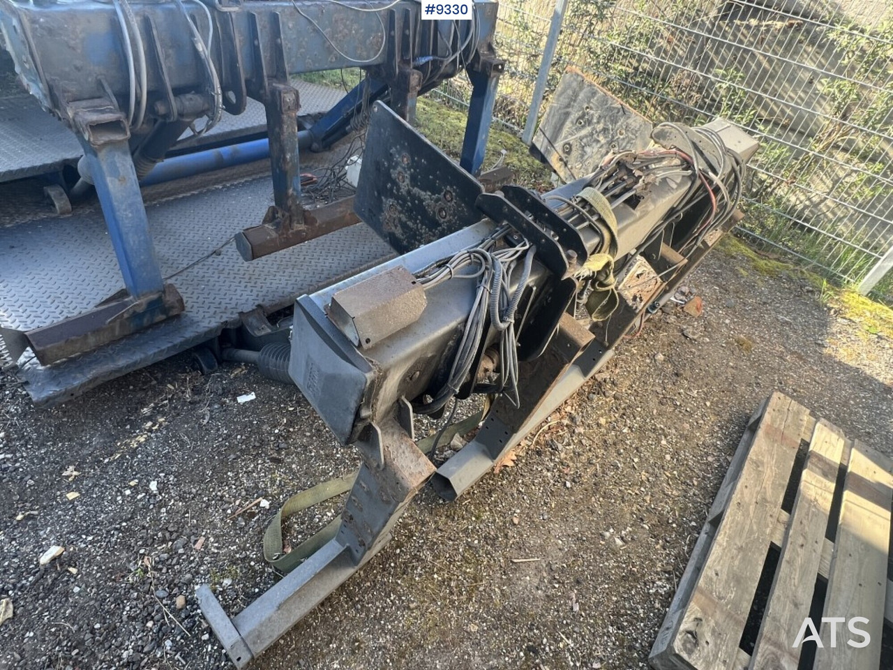 Tail lift Zepro Z2000-175MA - Hayon élévateur: photos 5 Tail lift Zepro Z2000-175MA - Hayon élévateur: photos 5