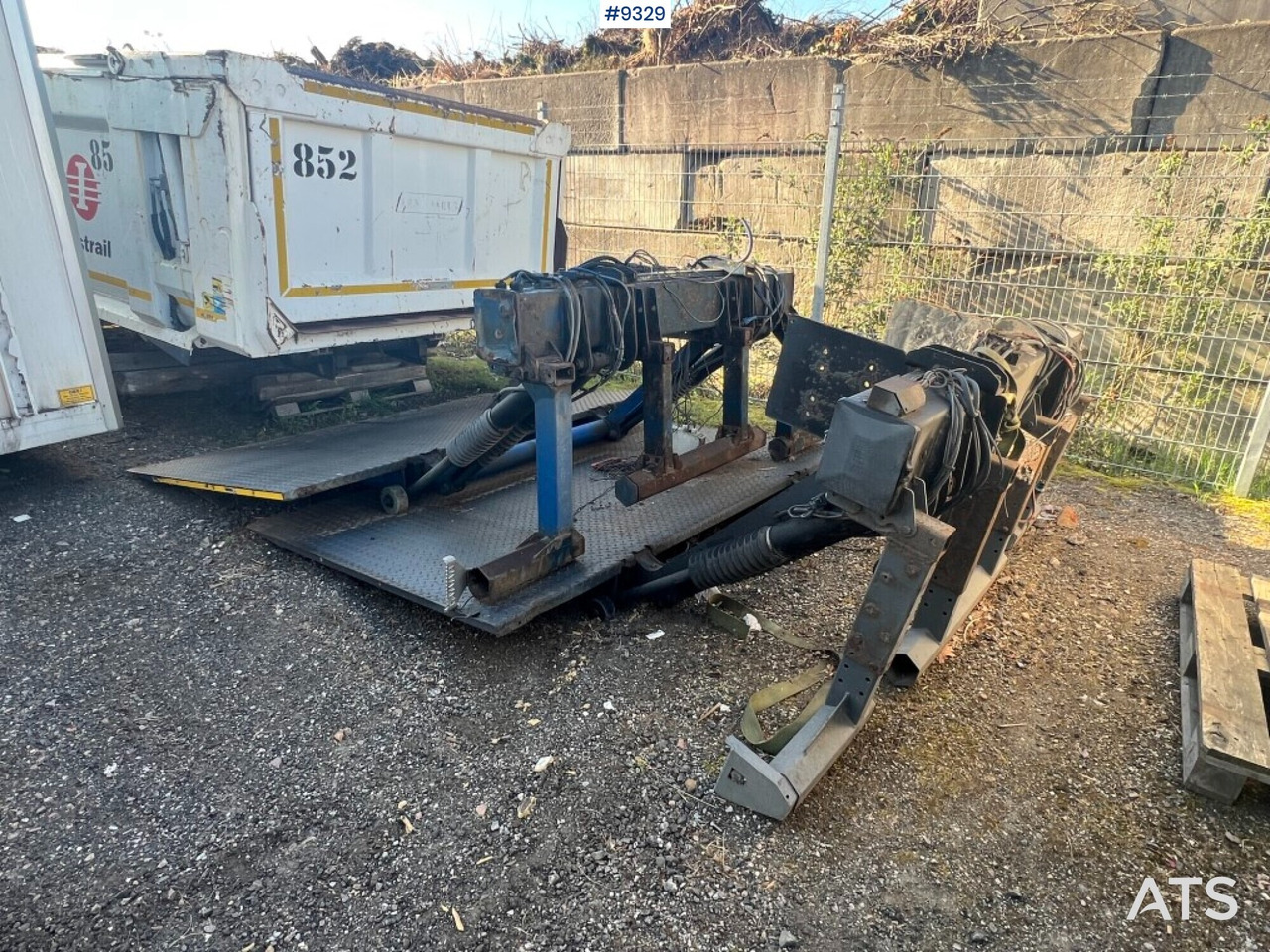 Tail lift - Zepro- ZHD2000-175MA - Hayon élévateur: photos 1 Tail lift - Zepro- ZHD2000-175MA - Hayon élévateur: photos 1