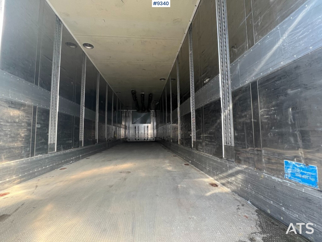 Trailer - SCHMITZ SKO 24 - Semi-remorque fourgon: photos 5 Trailer - SCHMITZ SKO 24 - Semi-remorque fourgon: photos 5