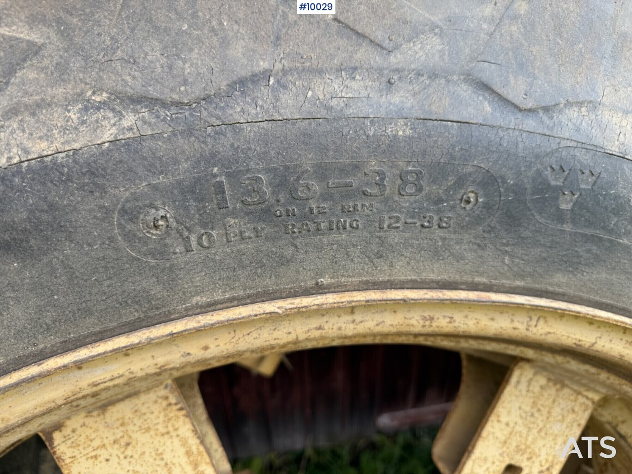 Traktordäck med ringar Goodyear 13.6-38 (4,500:- ex moms) - Roue complète pour Tracteur agricole: photos 4 Traktordäck med ringar Goodyear 13.6-38 (4,500:- ex moms) - Roue complète pour Tracteur agricole: photos 4