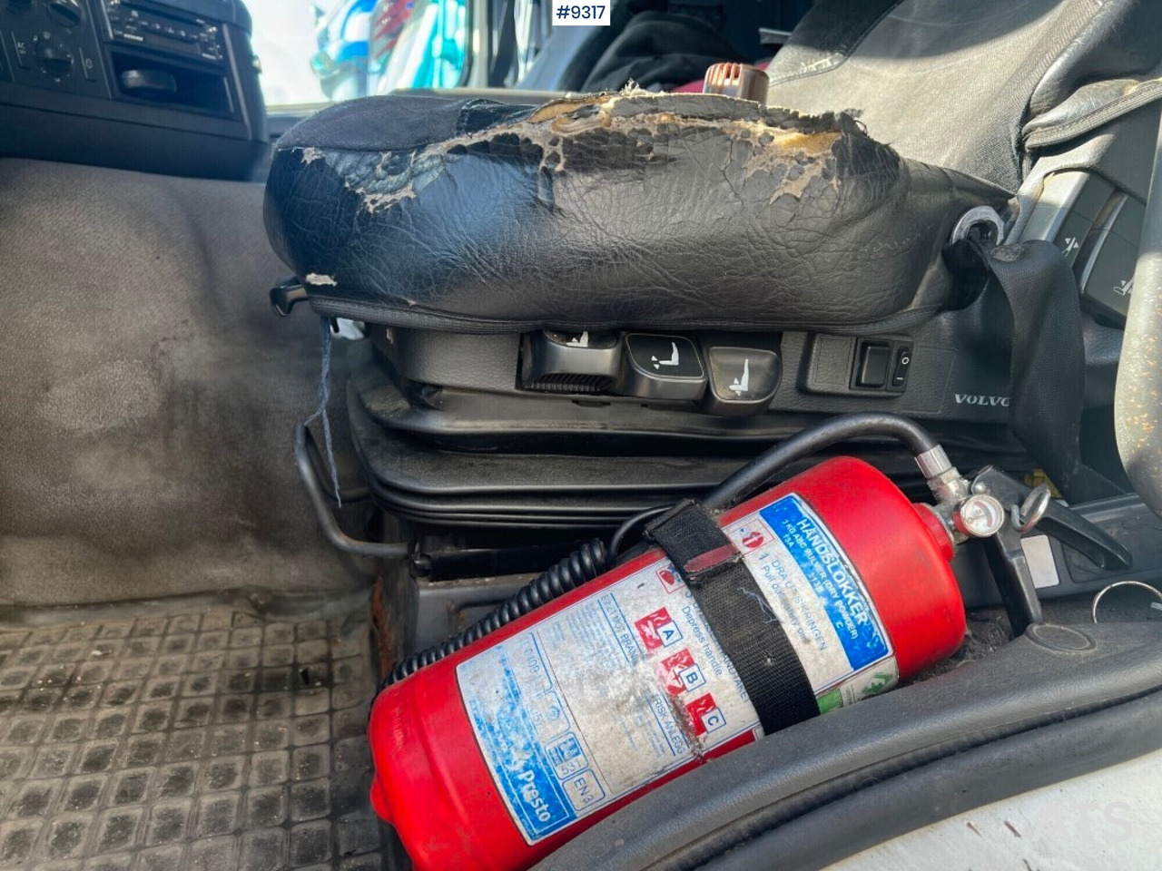 VOLVO FM-340 4X2 Box Truck en crédit-bail VOLVO FM-340 4X2 Box Truck: photos 10