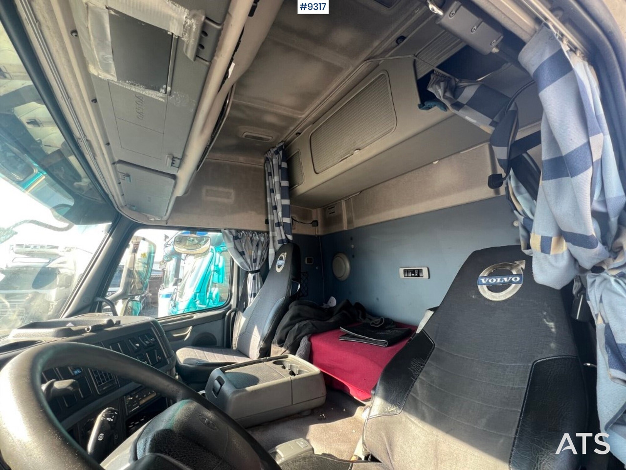 VOLVO FM-340 4X2 Box Truck en crédit-bail VOLVO FM-340 4X2 Box Truck: photos 9