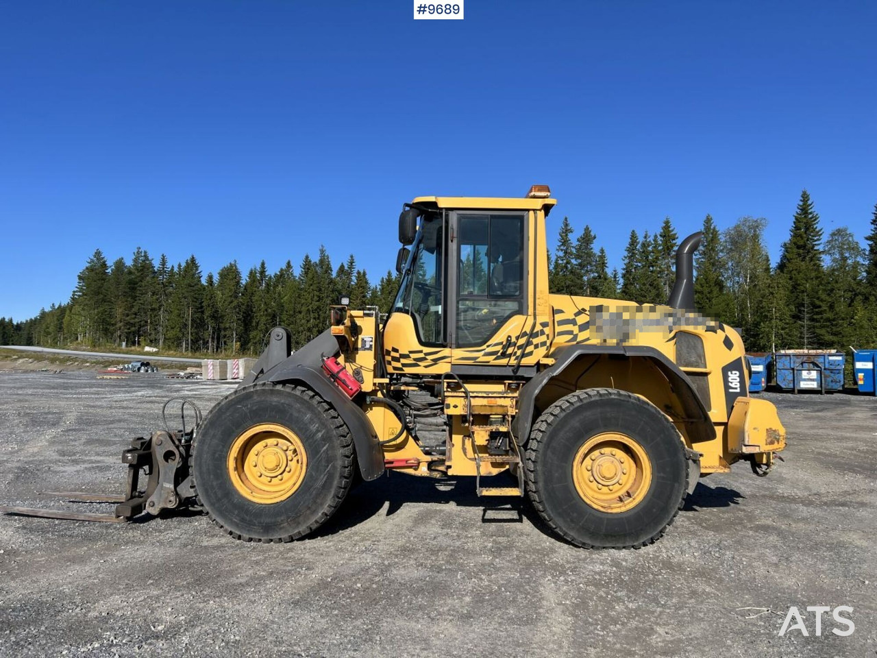 VOLVO L60G Wheel loader with multi-bucket - Chargeuse sur pneus: photos 1 VOLVO L60G Wheel loader with multi-bucket - Chargeuse sur pneus: photos 1