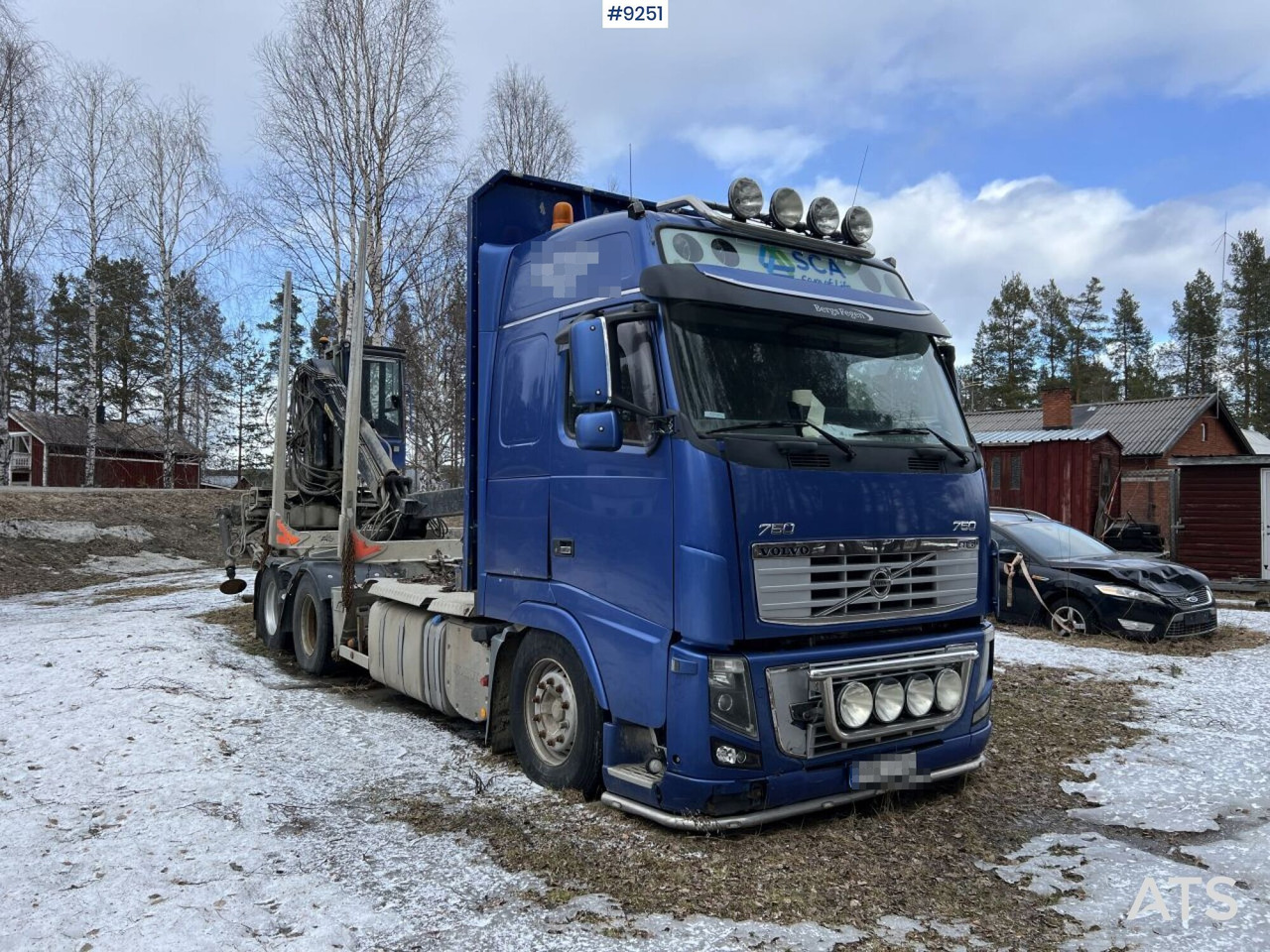 Volvo FH 16 6*4 Logging truck with crane - Camion grumier: photos 2 Volvo FH 16 6*4 Logging truck with crane - Camion grumier: photos 2