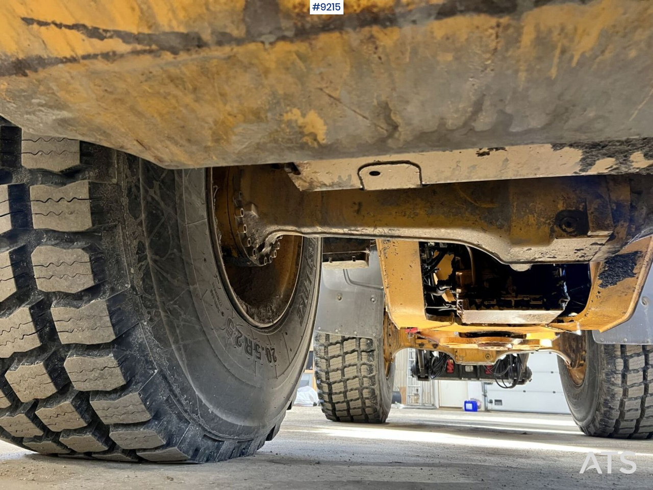 Volvo L 90 H Wheel loader (VIDEO) - Chargeuse sur pneus: photos 5 Volvo L 90 H Wheel loader (VIDEO) - Chargeuse sur pneus: photos 5