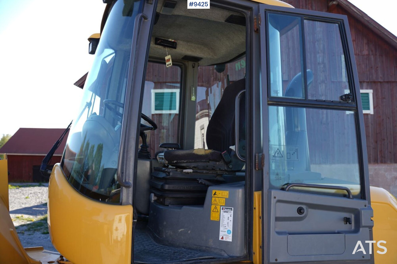 Volvo L35 G with implements (VIDEO) - Chargeuse sur pneus: photos 5 Volvo L35 G with implements (VIDEO) - Chargeuse sur pneus: photos 5