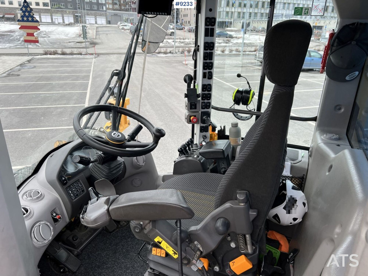 Volvo L60H Wheel loader - Chargeuse sur pneus: photos 5 Volvo L60H Wheel loader - Chargeuse sur pneus: photos 5