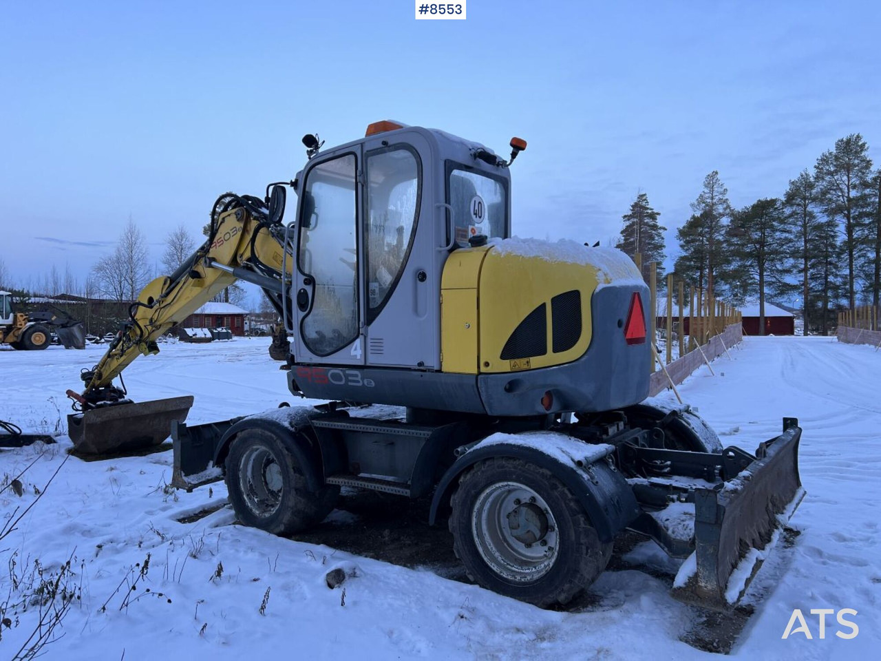 Wacker Neuson 9503 Wheeled excavator, wagon and gears - Pelle sur pneus: photos 2 Wacker Neuson 9503 Wheeled excavator, wagon and gears - Pelle sur pneus: photos 2