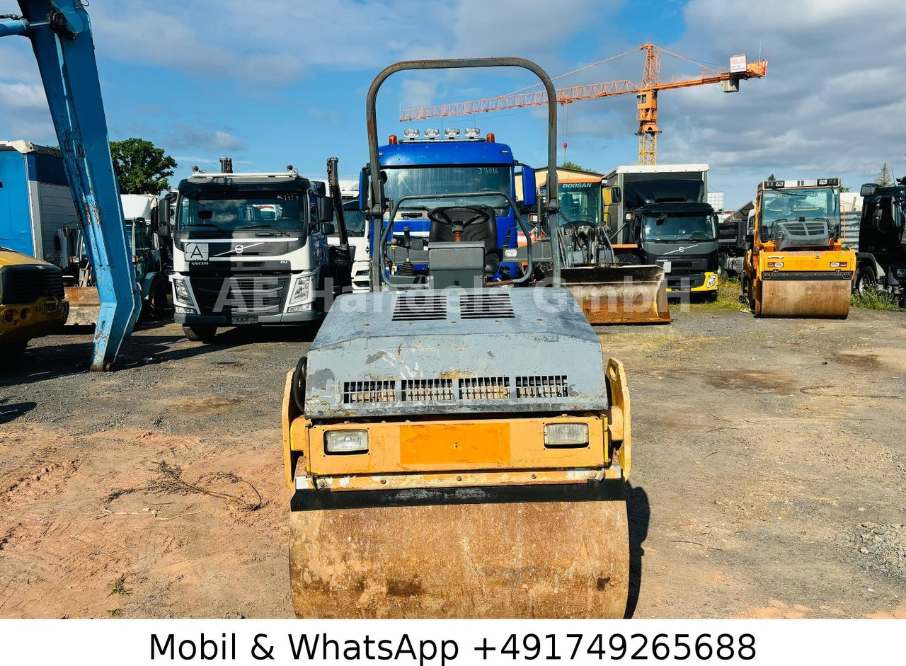 BOMAG Vibrokombiwalze BW 135 AC *Wasserkühlung - Compacteur mixte: photos 4 BOMAG Vibrokombiwalze BW 135 AC *Wasserkühlung - Compacteur mixte: photos 4