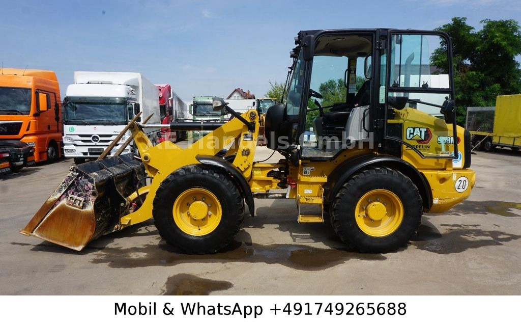 CAT 908 M *Schaufel/Gabel/Schnellwechsler - Chargeuse sur pneus: photos 3 CAT 908 M *Schaufel/Gabel/Schnellwechsler - Chargeuse sur pneus: photos 3