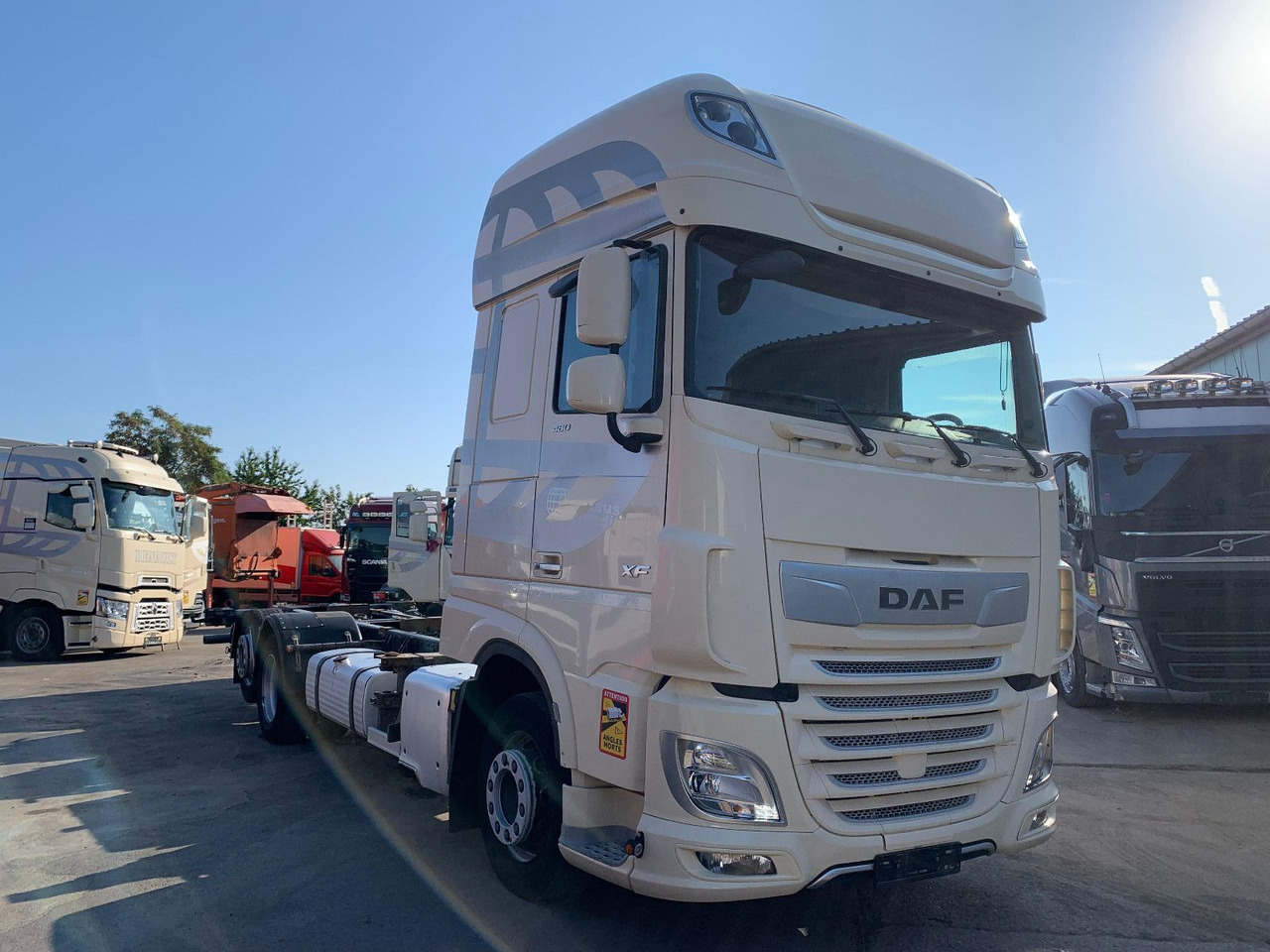 DAF XF 480 SSC LL BDF *Retader/2xTank/ACC/Lift/AHK - Châssis cabine: photos 1 DAF XF 480 SSC LL BDF *Retader/2xTank/ACC/Lift/AHK - Châssis cabine: photos 1