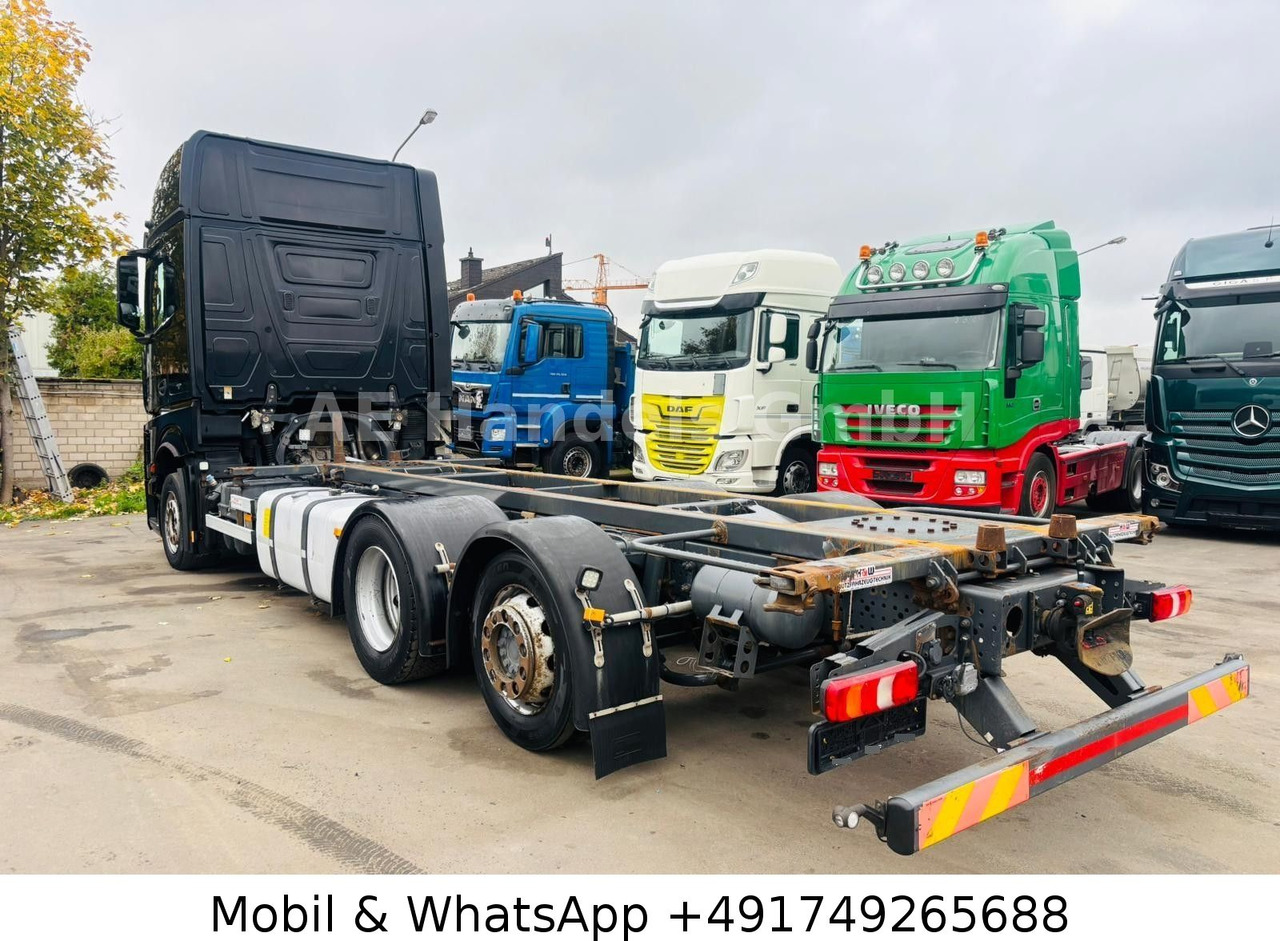 Mercedes-Benz Actros 2542 GigaSpace LL BDF*Retarder/Multi/Lift - Camion porte-conteneur/ Caisse mobile: photos 5 Mercedes-Benz Actros 2542 GigaSpace LL BDF*Retarder/Multi/Lift - Camion porte-conteneur/ Caisse mobile: photos 5