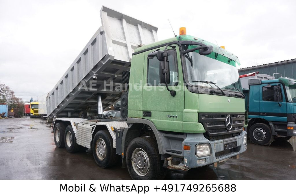 Mercedes-Benz Actros II 3244 8x4 BB Meiller *Bordmatik/3-Pedal - Camion benne: photos 1 Mercedes-Benz Actros II 3244 8x4 BB Meiller *Bordmatik/3-Pedal - Camion benne: photos 1