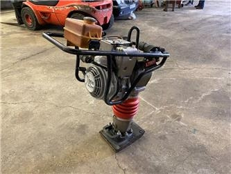 Dynapac LT 800 - Plaque vibrante: photos 1 Dynapac LT 800 - Plaque vibrante: photos 1