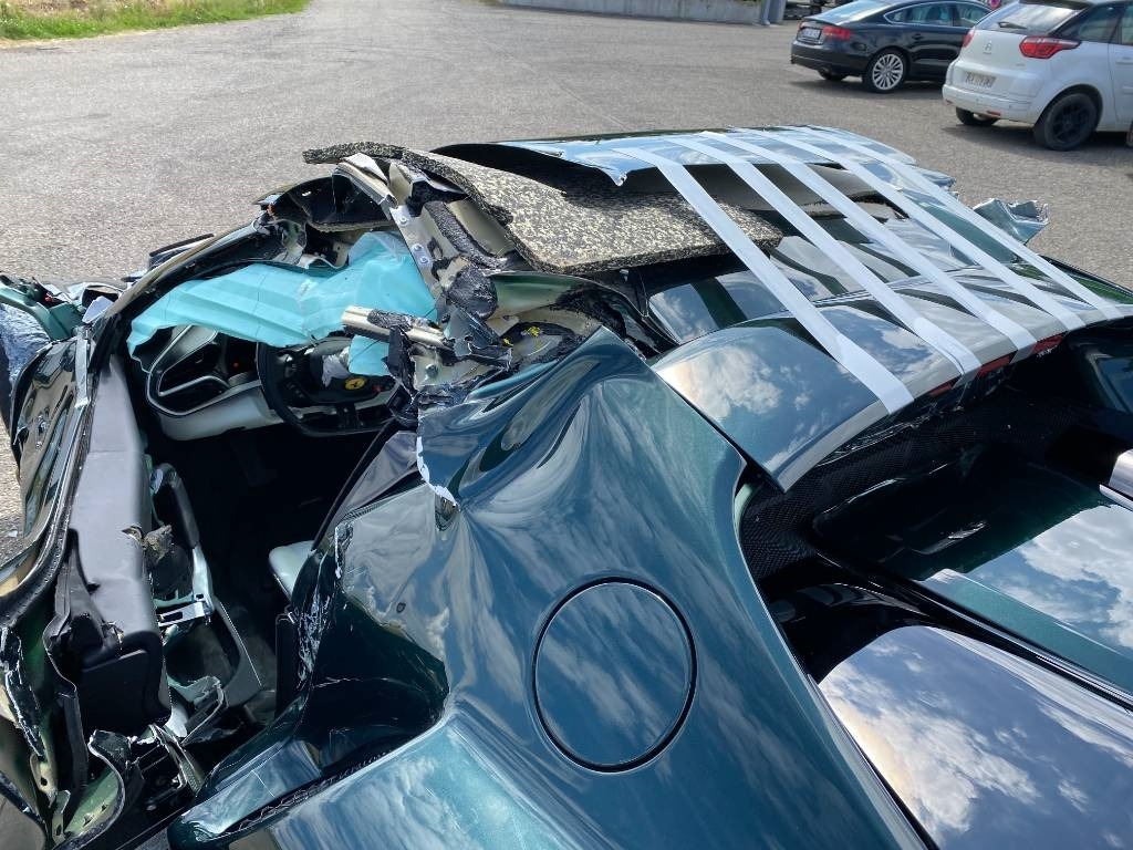 Coupé Ferrari 296 GTB 3.0Turbo Hybride / 1er Main endommagé: photos 22