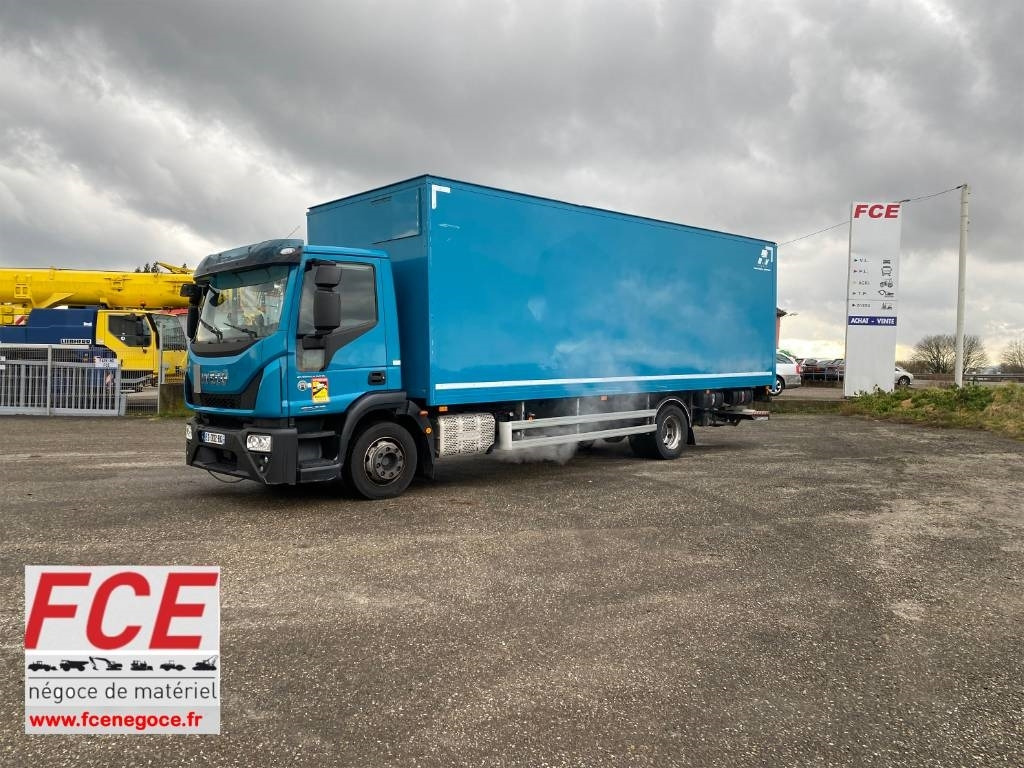 Iveco EuroCargo 120/210 e6 Turbo Hors /Service - Camion fourgon: photos 1 Iveco EuroCargo 120/210 e6 Turbo Hors /Service - Camion fourgon: photos 1