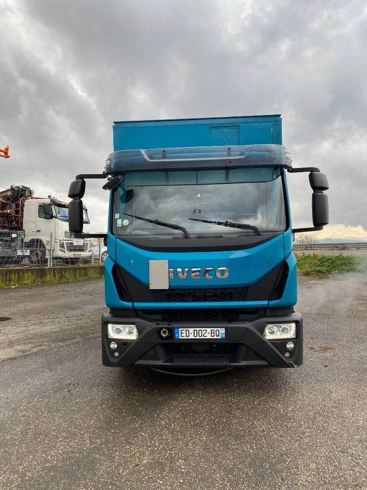 Iveco EuroCargo 120/210 e6 Turbo Hors /Service - Camion fourgon: photos 2 Iveco EuroCargo 120/210 e6 Turbo Hors /Service - Camion fourgon: photos 2
