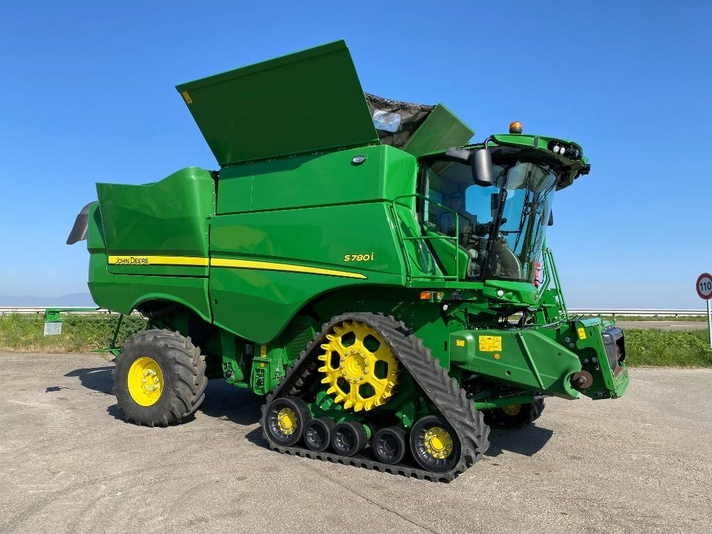John Deere S 780i Garantie PowerGard 08/2027 - Moissonneuse-batteuse: photos 5 John Deere S 780i Garantie PowerGard 08/2027 - Moissonneuse-batteuse: photos 5