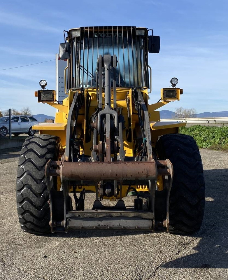 Volvo L90D Origine Française endommagée - Chargeuse sur pneus: photos 2 Volvo L90D Origine Française endommagée - Chargeuse sur pneus: photos 2