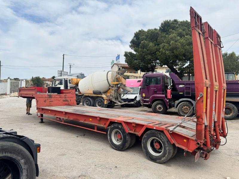 Actm SR32215 - Semi-remorque surbaissé: photos 2 Actm SR32215 - Semi-remorque surbaissé: photos 2