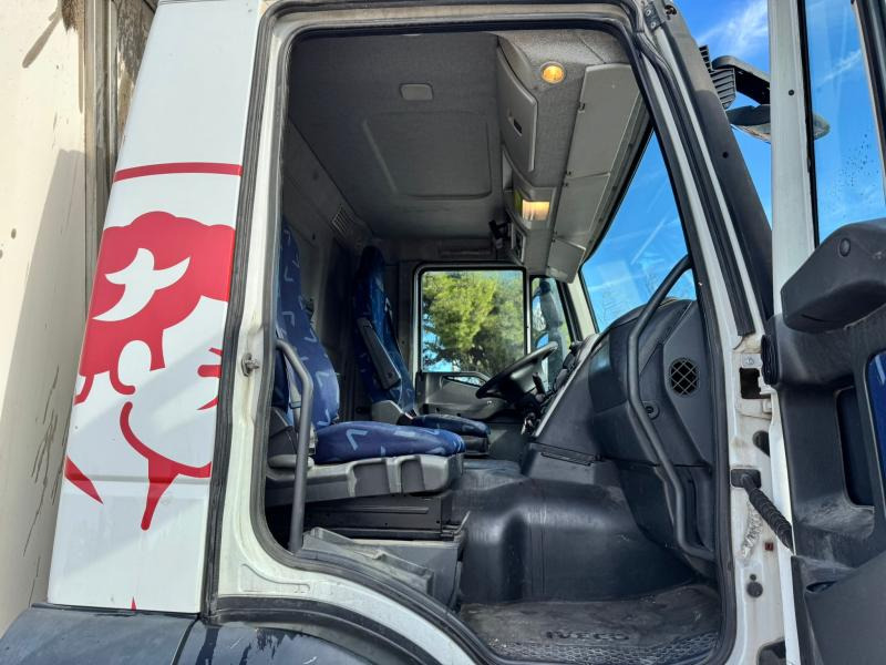 Camion frigorifique Iveco Stralis 360: photos 10
