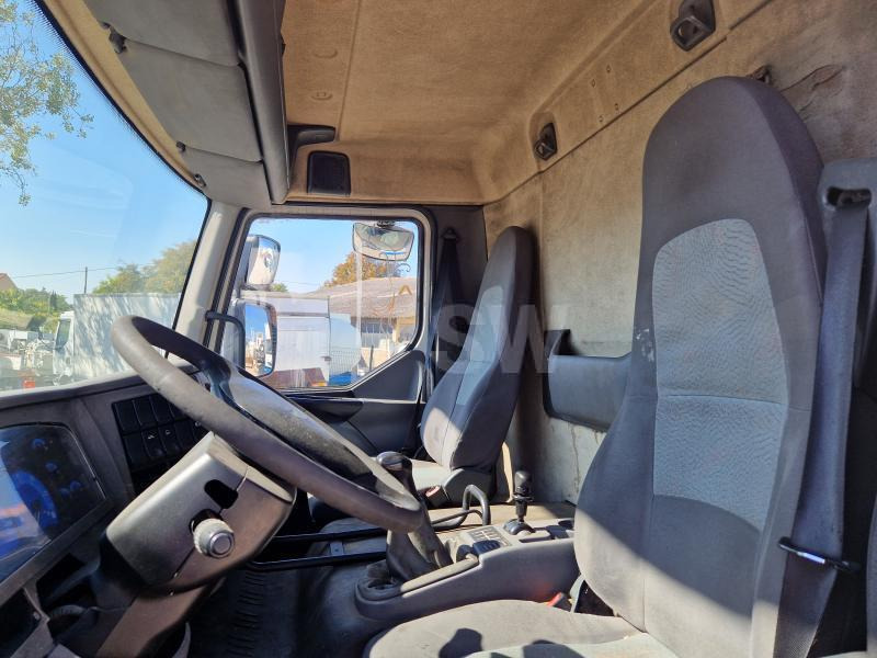 Camion fourgon Renault Midlum 220 DCI: photos 13