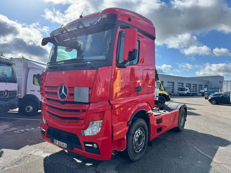 Mercedes Actros 1846 - Tracteur routier: photos 1 Mercedes Actros 1846 - Tracteur routier: photos 1