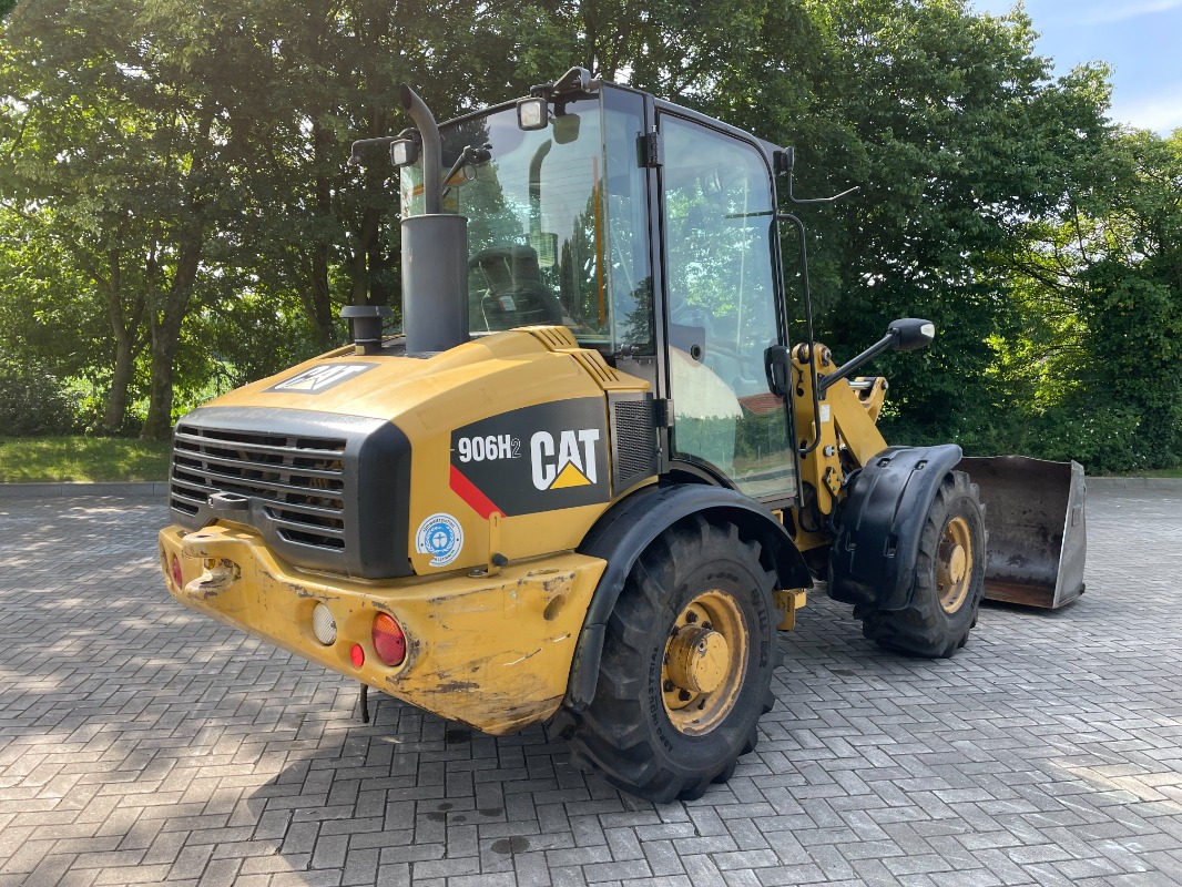 CAT CAT906H2 - Chargeuse sur pneus: photos 2 CAT CAT906H2 - Chargeuse sur pneus: photos 2