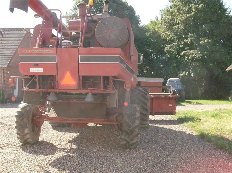 Case IH 1680 E 22 fod skærebord og ekstra bredde hjul - Moissonneuse-batteuse: photos 4 Case IH 1680 E 22 fod skærebord og ekstra bredde hjul - Moissonneuse-batteuse: photos 4