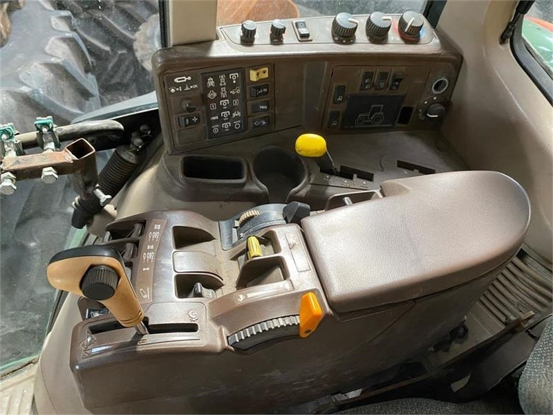 John Deere 6920 S Autopower - Tracteur agricole: photos 4 John Deere 6920 S Autopower - Tracteur agricole: photos 4