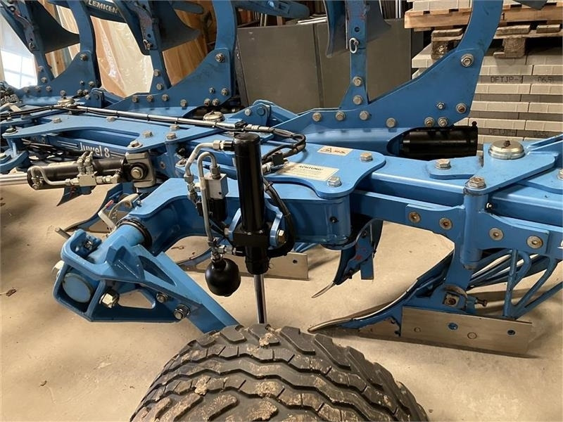 Lemken JUVEL 8VT 5L 100 - Charrue: photos 4 Lemken JUVEL 8VT 5L 100 - Charrue: photos 4