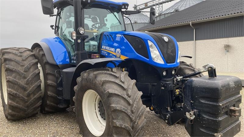 New Holland T7.270 AutoCommand T7.270 - Tracteur agricole: photos 1 New Holland T7.270 AutoCommand T7.270 - Tracteur agricole: photos 1