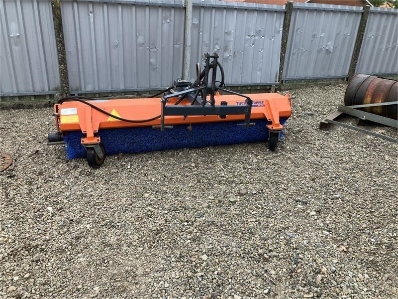 Tuchel 560 Plus - Brosse: photos 1 Tuchel 560 Plus - Brosse: photos 1