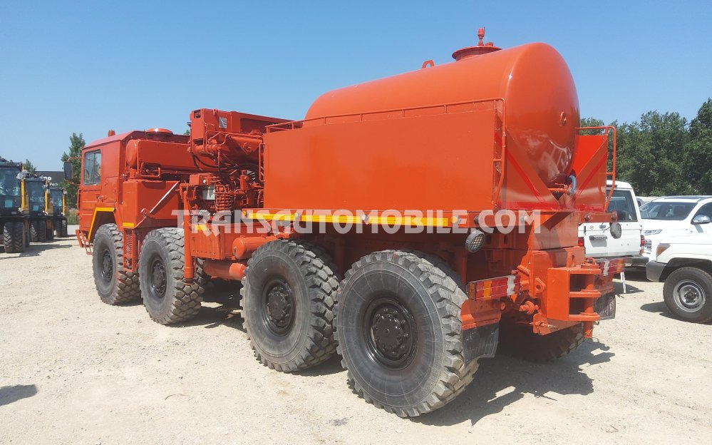 Man KAT 1 8x8 12.7L TURBO DIESEL GRUE 7 tonnes ATLAS KM4300 M5 + CITERNE CARBURANT mobile 3.500 litres - EXPORT OUT EU - Camion citerne, Camion grue: photos 2 Man KAT 1 8x8 12.7L TURBO DIESEL GRUE 7 tonnes ATLAS KM4300 M5 + CITERNE CARBURANT mobile 3.500 litres - EXPORT OUT EU - Camion citerne, Camion grue: photos 2