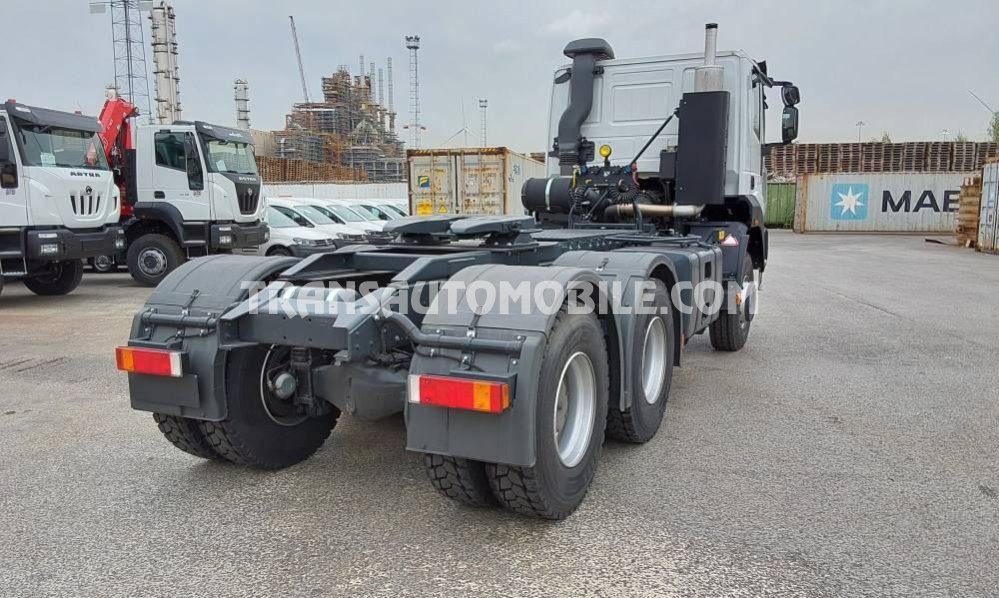 Iveco Astra HD9 64.44T 12.9L DIESEL - Tracteur routier: photos 2 Iveco Astra HD9 64.44T 12.9L DIESEL - Tracteur routier: photos 2