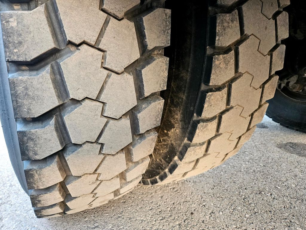 Camion benne, Camion grue Iveco Trakker 190T33 4x4 Euro5 Kran Atlas 120.2E Funk: photos 23