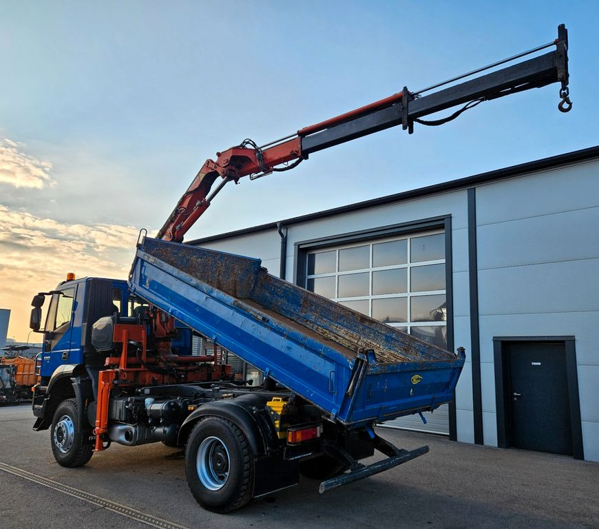 Camion benne, Camion grue Iveco Trakker 190T33 4x4 Euro5 Kran Atlas 120.2E Funk: photos 13
