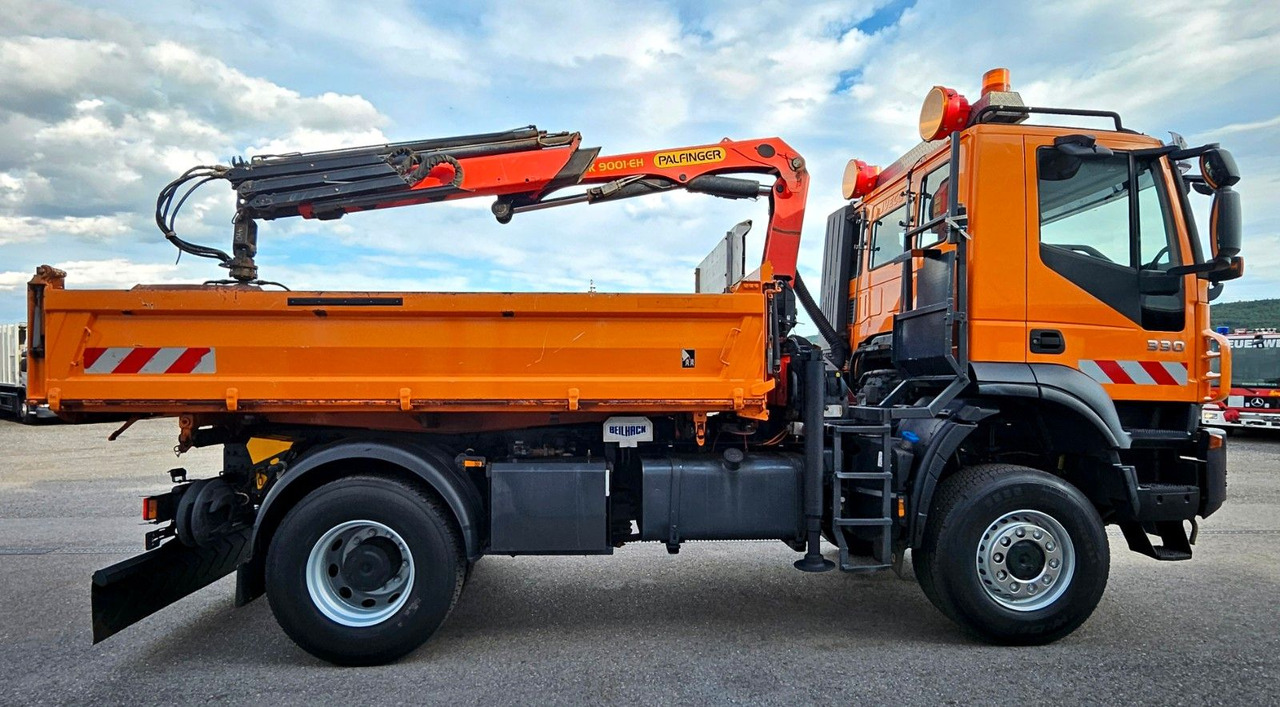 Iveco Trakker 190T33 4x4 Euro5 Kran Palfinger Funk - Camion benne, Camion grue: photos 2 Iveco Trakker 190T33 4x4 Euro5 Kran Palfinger Funk - Camion benne, Camion grue: photos 2