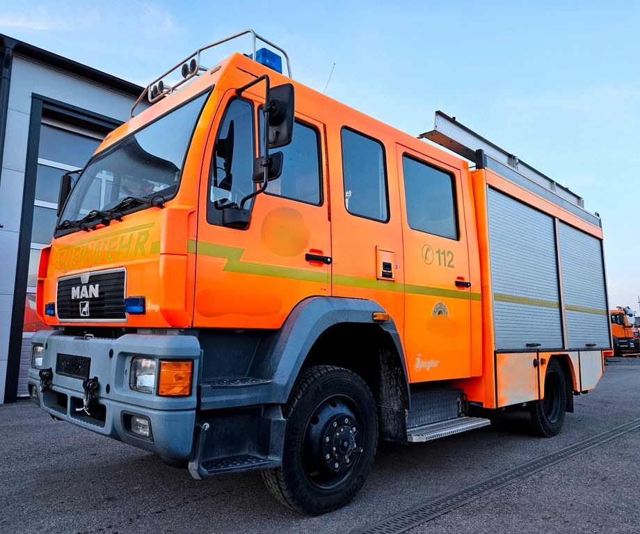 MAN 14.224 L80 4x4 Feuerwehr LF16 Ziegler - Camion de pompier: photos 1 MAN 14.224 L80 4x4 Feuerwehr LF16 Ziegler - Camion de pompier: photos 1