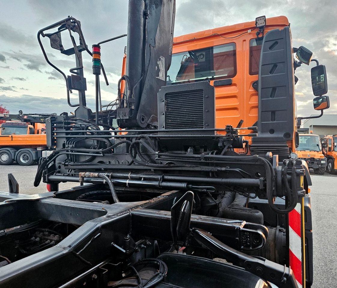 Camion benne, Camion grue MAN TGM 18.280 4x4 HIAB 111-3 Funk Kran Winterdienst: photos 10
