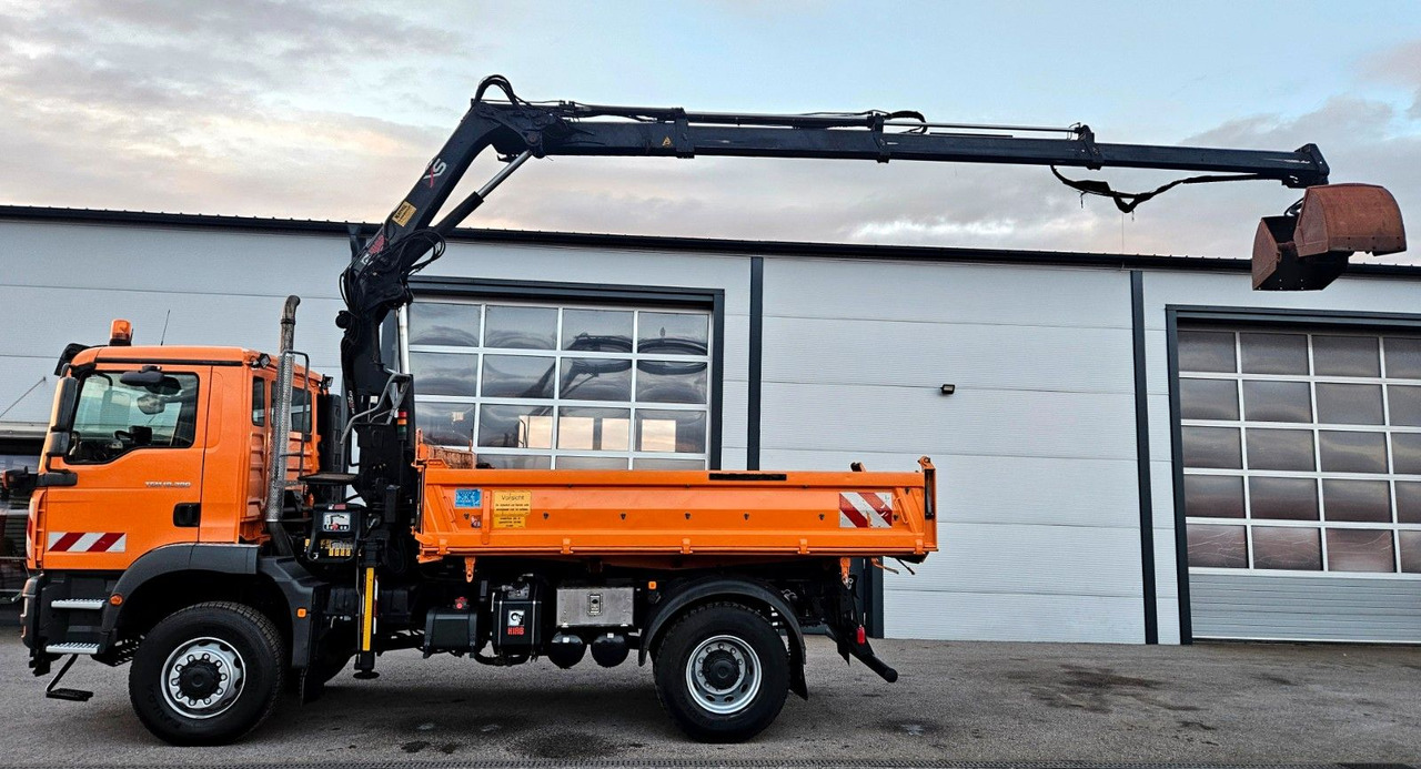 Camion benne, Camion grue MAN TGM 18.280 4x4 HIAB 111-3 Funk Kran Winterdienst: photos 13